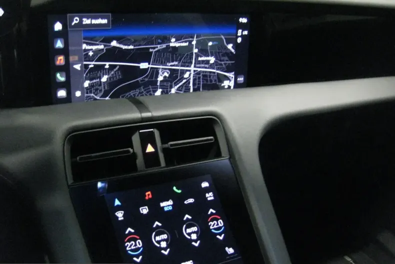 Porsche Taycan din 2023 cu 29.997 km - oferta POR205636 - foto 23