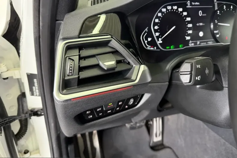 BMW 330 (Seria 3) din 2022 cu 42.400 km - oferta BMW205638 - foto 19