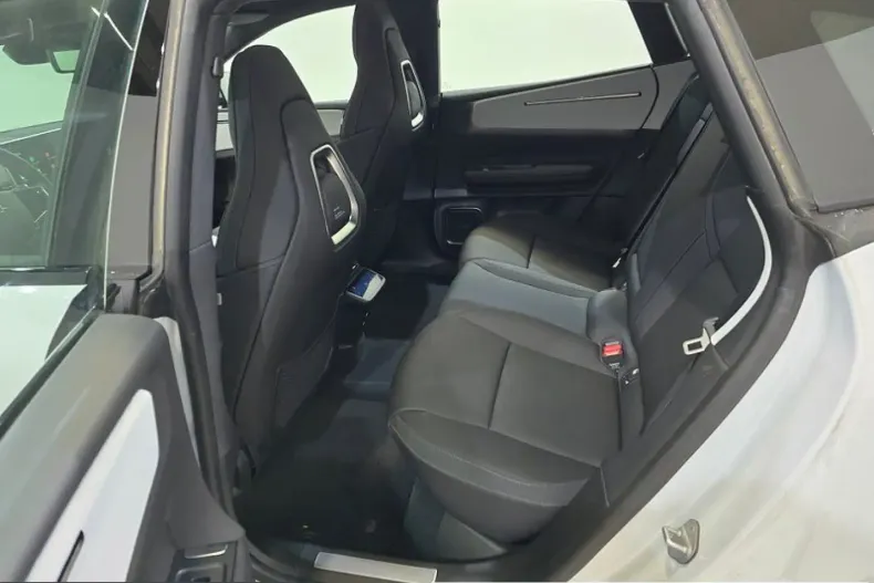 Polestar 4 din 2024 cu 18.132 km - oferta POL205639 - foto 14