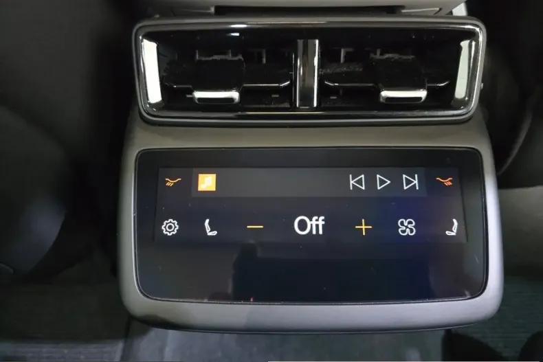 Polestar 4 din 2024 cu 18.132 km - oferta POL205639 - foto 15