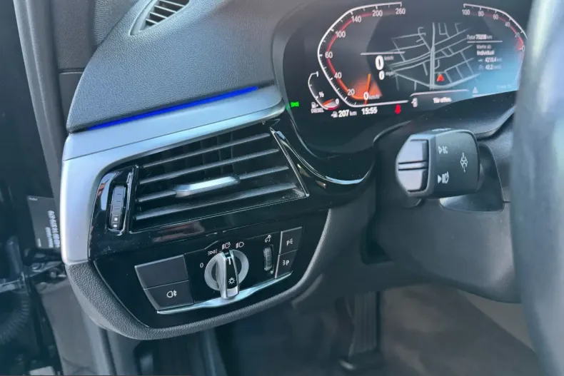 BMW 520 (Seria 5) din 2022 cu 70.000 km - oferta BMW205643 - foto 21