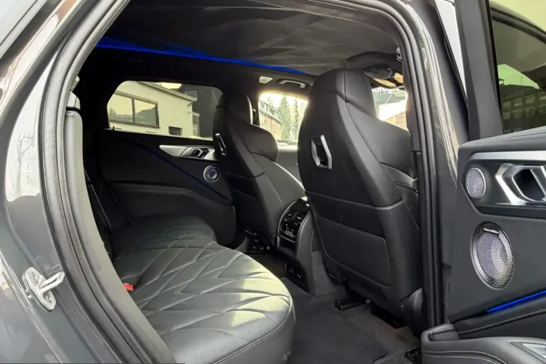 BMW XM (Seria X) din 2024 cu 44.500 km - oferta BMW205645 - foto 22