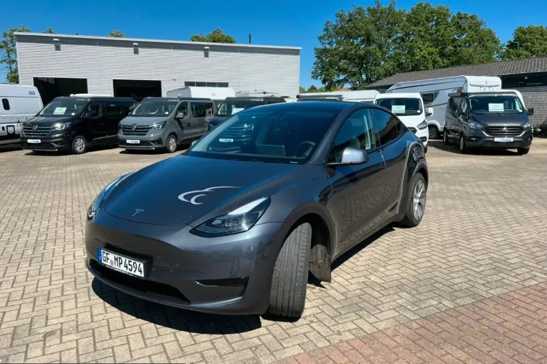 Tesla Model Y din 2023 cu 28.000 km - oferta TES205646 - foto 3