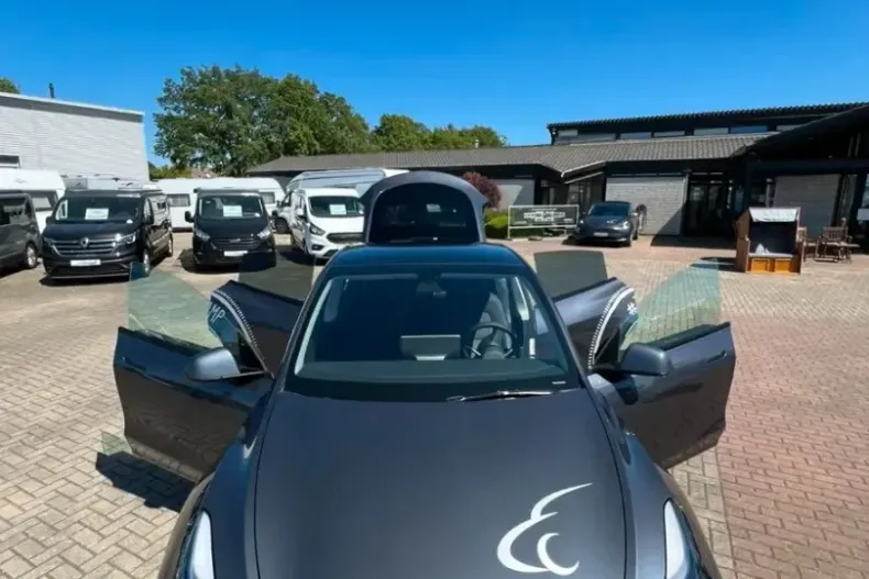 Tesla Model Y din 2023 cu 28.000 km - oferta TES205646 - foto 4