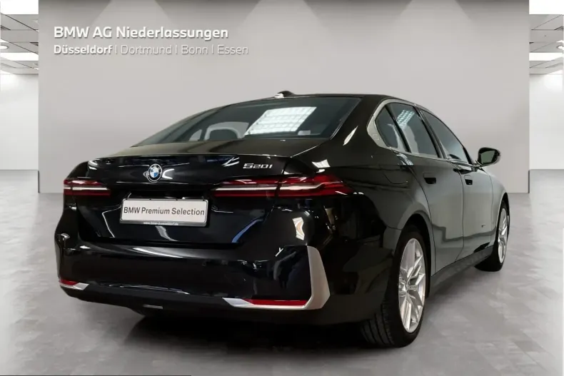 BMW 520 (Seria 5) din 2024 cu 7.774 km - oferta BMW205651 - foto 2