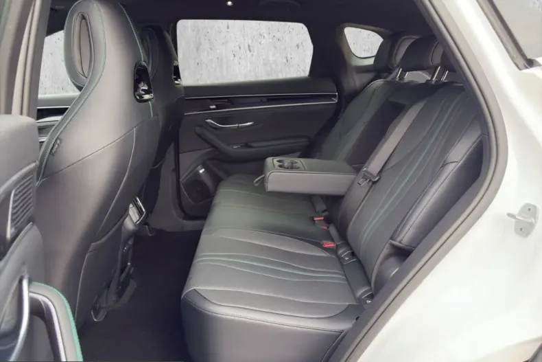 BYD Seal U din 2025 cu 3.000 km - oferta BYD205652 - foto 12