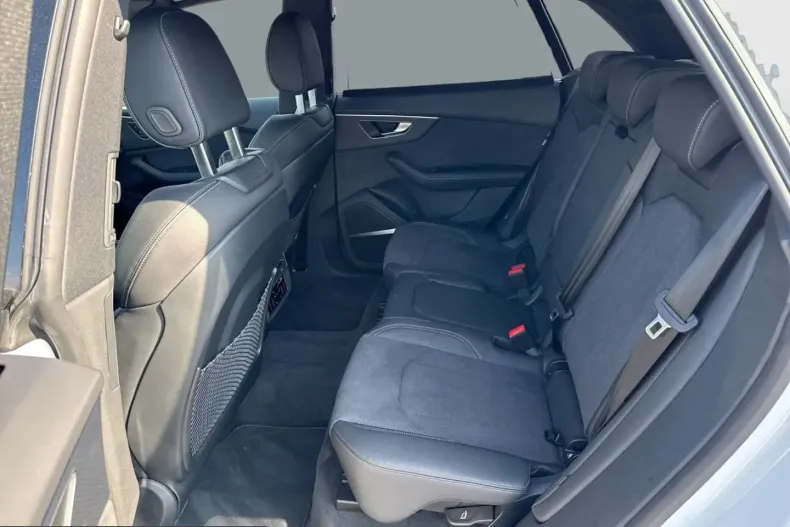 Audi SQ8 din 2025 cu 17.367 km - oferta AUD205657 - foto 9