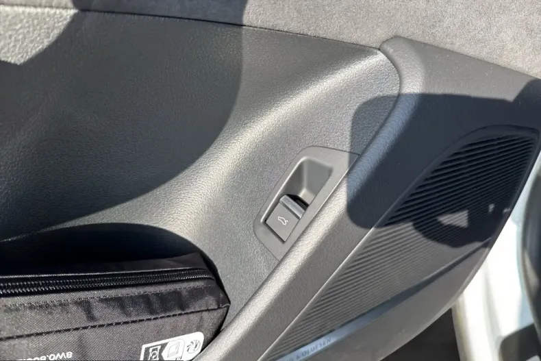 Audi SQ8 din 2025 cu 17.367 km - oferta AUD205657 - foto 18