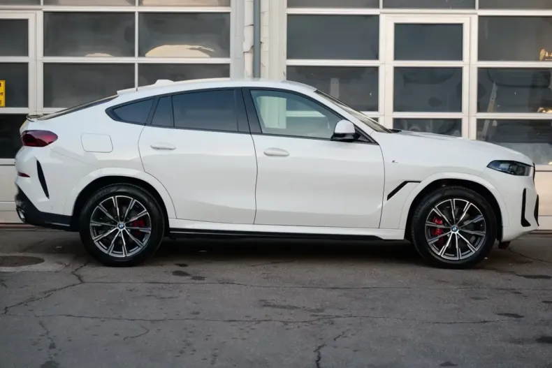 BMW X6 (Seria X) din 2024 cu 45.570 km - oferta BMW205663 - foto 6