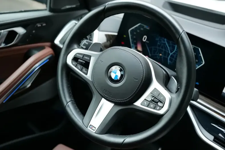 BMW X6 (Seria X) din 2024 cu 45.570 km - oferta BMW205663 - foto 13