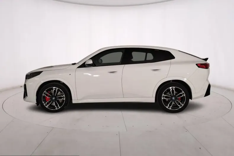 BMW X2 (Seria X) din 2025 cu 15.153 km - oferta BMW205664 - foto 3