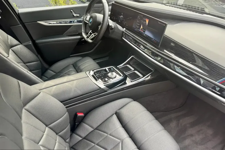 BMW i7 (Seria 7) din 2023 cu 45.000 km - oferta BMW205679 - foto 24