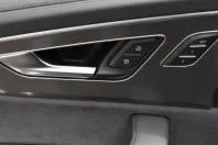 Audi RSQ8 din 2024 cu 3.755 km - oferta AUD205683 - foto 13