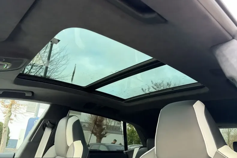 Audi RSQ8 din 2024 cu 9.543 km - oferta AUD205685 - foto 20