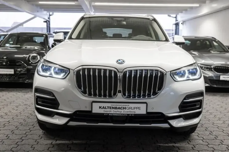 BMW X5 (Seria X) din 2022 cu 52.344 km - oferta BMW205692 - foto 2