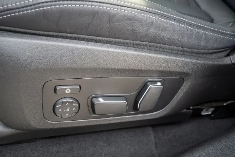 BMW X4 M40 (Seria X) din 2025 cu 5.800 km - oferta BMW205695 - foto 20