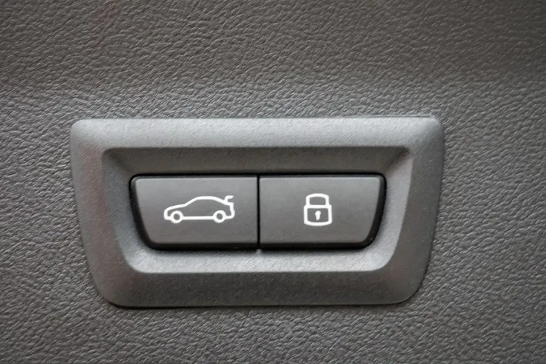 BMW X4 M40 (Seria X) din 2025 cu 5.800 km - oferta BMW205695 - foto 23