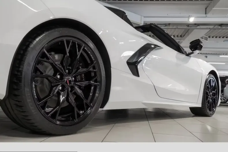 Corvette C8 din 2025 cu 10 km - oferta COR205702 - foto 3