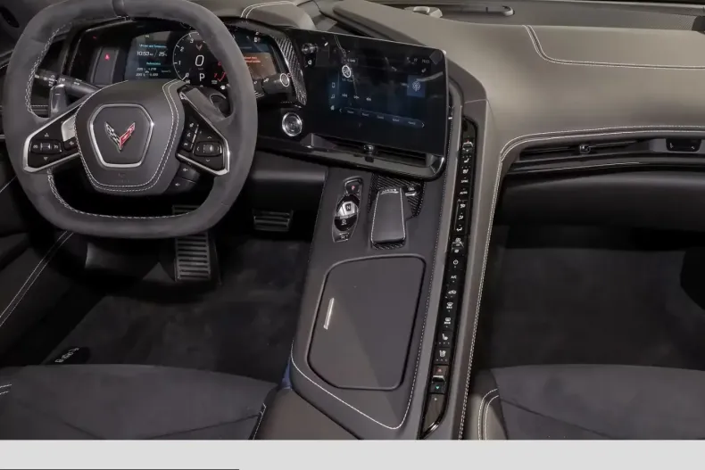 Corvette C8 din 2025 cu 10 km - oferta COR205702 - foto 13