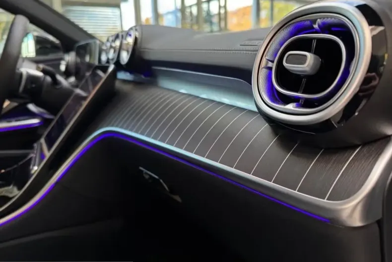 Mercedes-Benz CLE 300 (Clasa CLE) din 2025 cu 20.900 km - oferta MER205704 - foto 5