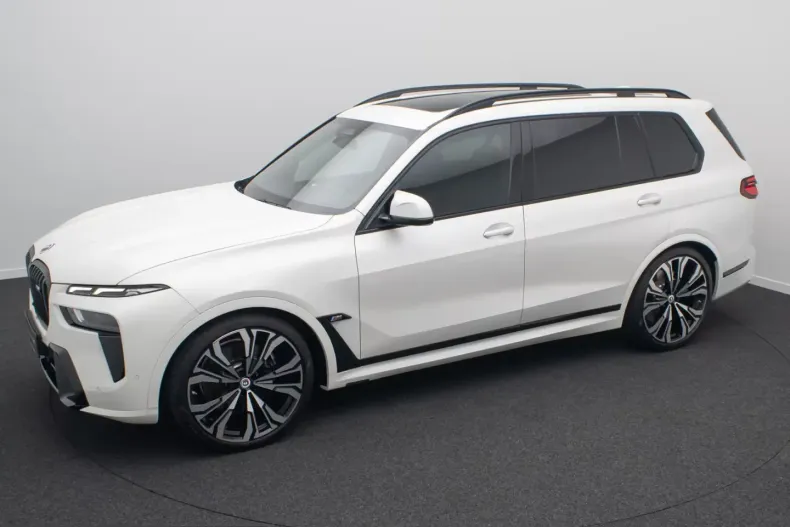 BMW X7 M60 (Seria X) din 2022 cu 82.987 km - oferta BMW205714 - foto 3