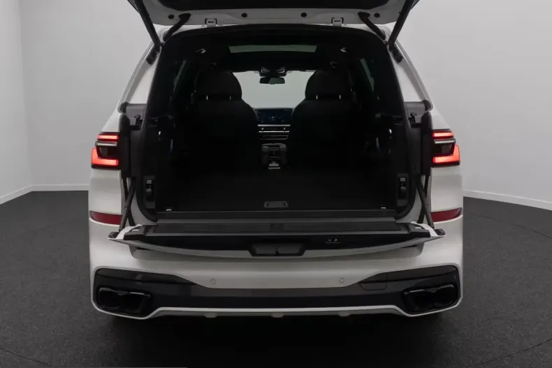 BMW X7 M60 (Seria X) din 2022 cu 82.987 km - oferta BMW205714 - foto 34