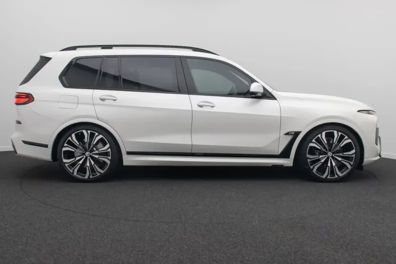 BMW X7 M60 (Seria X) din 2022 cu 82.987 km - oferta BMW205714 - foto 40