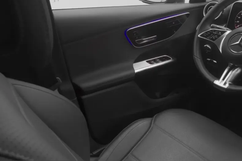 Mercedes-Benz GLC 200 (Clasa GLC) din 2024 cu 6.184 km - oferta MER205717 - foto 20