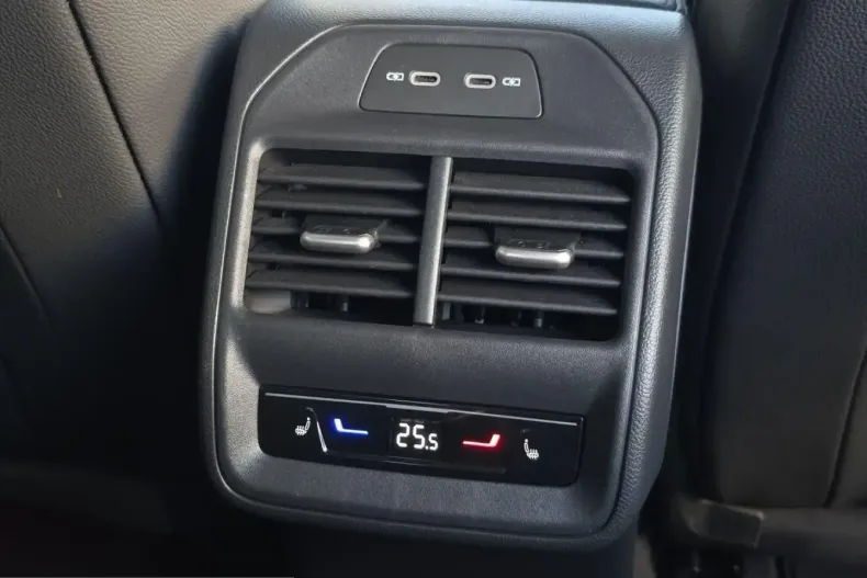 Skoda Superb din 2024 cu 47.000 km - oferta SKO205723 - foto 12