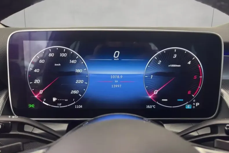 Mercedes-Benz GLC 220 (Clasa GLC) din 2023 cu 13.997 km - oferta MER205725 - foto 12