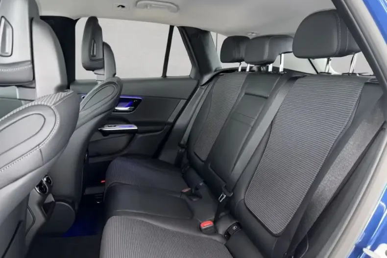 Mercedes-Benz GLC 220 (Clasa GLC) din 2023 cu 13.997 km - oferta MER205725 - foto 15