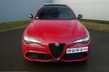 Alfa Romeo Giulia din 2023 - oferta ALF205726