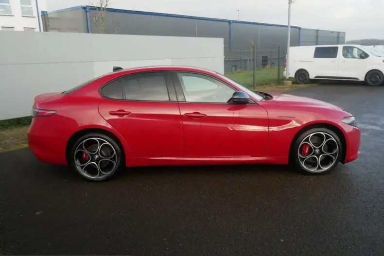 Alfa Romeo Giulia din 2023 cu 21.641 km - oferta ALF205726 - foto 3