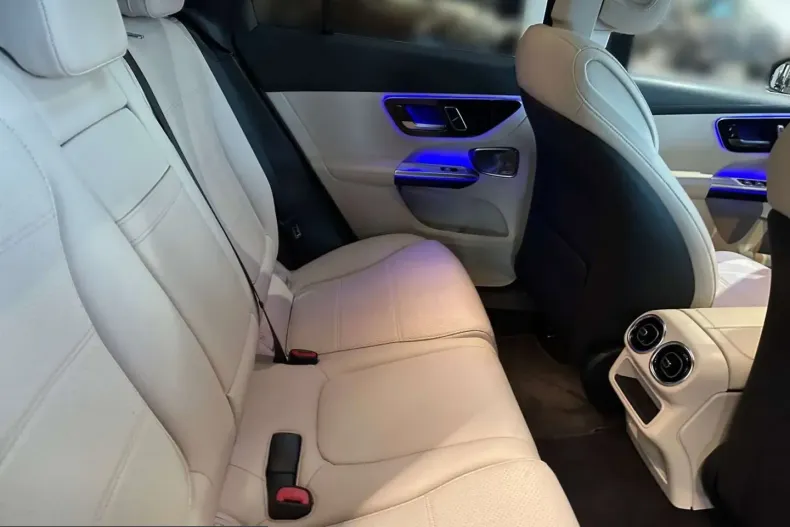 Mercedes-Benz GLC 220 (Clasa GLC) din 2023 cu 59.015 km - oferta MER205727 - foto 4