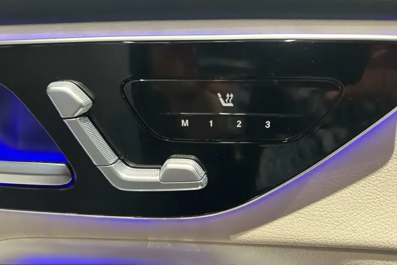 Mercedes-Benz GLC 220 (Clasa GLC) din 2023 cu 59.015 km - oferta MER205727 - foto 14