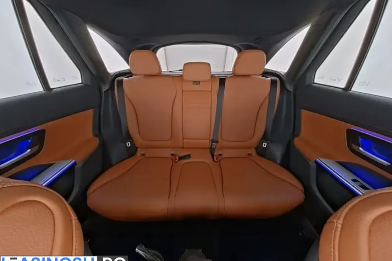 Mercedes-Benz GLC 220 (Clasa GLC) din 2024 cu 17.900 km - oferta MER205729 - foto 6