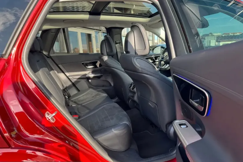 Mercedes-Benz GLC 220 (Clasa GLC) din 2023 cu 51.240 km - oferta MER205731 - foto 6