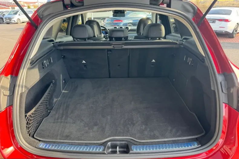 Mercedes-Benz GLC 220 (Clasa GLC) din 2023 cu 51.240 km - oferta MER205731 - foto 7