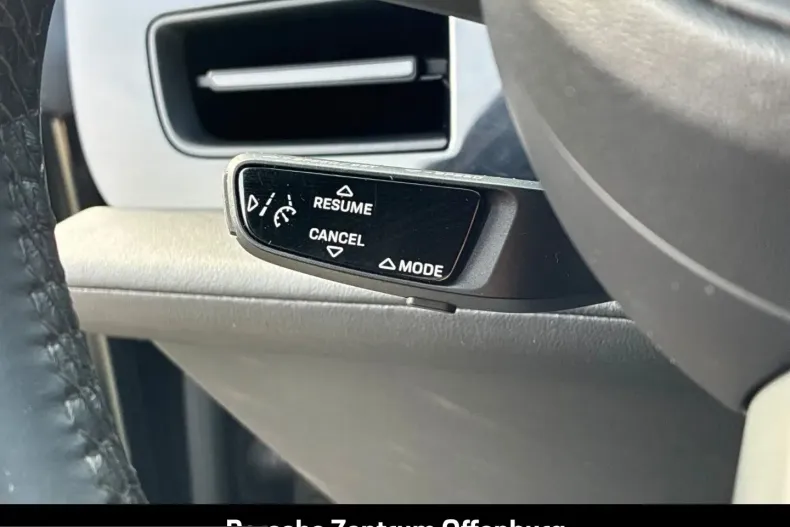 Porsche Taycan din 2023 cu 38.743 km - oferta POR205732 - foto 16