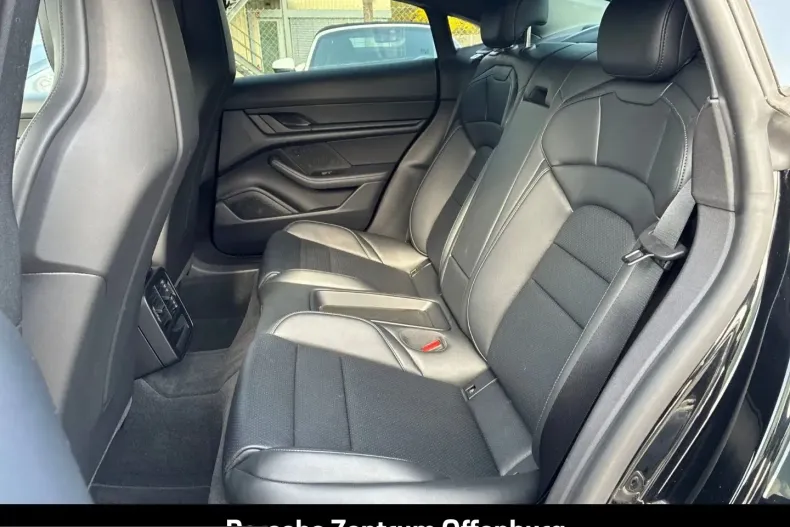 Porsche Taycan din 2023 cu 38.743 km - oferta POR205732 - foto 18