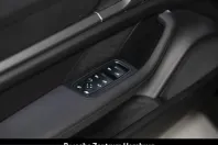 Porsche Taycan din 2023 cu 43.350 km - oferta POR205733 - foto 23