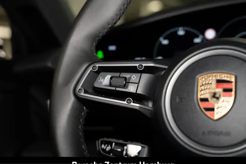 Porsche Taycan din 2023 cu 43.350 km - oferta POR205733 - foto 25