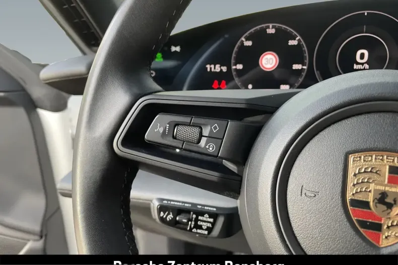 Porsche Taycan din 2023 cu 34.800 km - oferta POR205734 - foto 17