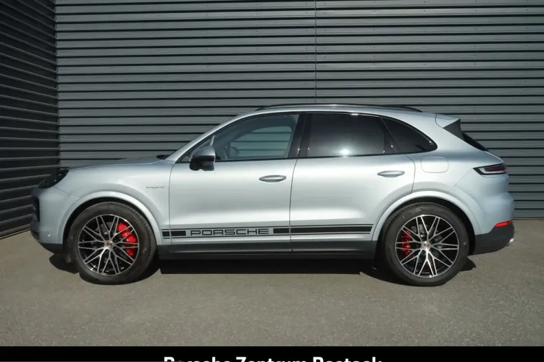 Porsche Cayenne din 2025 cu 8.695 km - oferta POR205735 - foto 2
