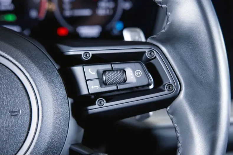 Porsche Cayenne din 2025 cu 16.800 km - oferta POR205736 - foto 31