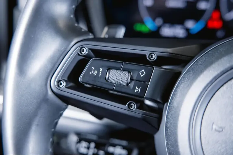 Porsche Cayenne din 2025 cu 16.800 km - oferta POR205736 - foto 32