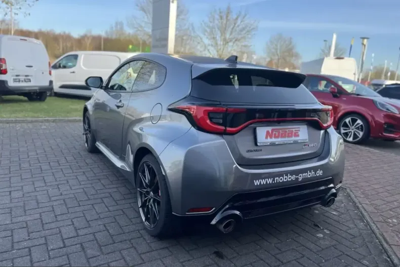 Toyota Yaris din 2024 cu 11.100 km - oferta TOY205739 - foto 4