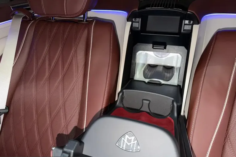 Mercedes-Benz GLS 600 (Clasa GLS) din 2026 cu 20 km - oferta MER205740 - foto 2