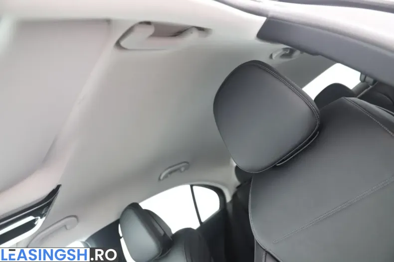 Mercedes-Benz C 400 (Clasa C) din 2023 cu 13.364 km - oferta MER205741 - foto 15