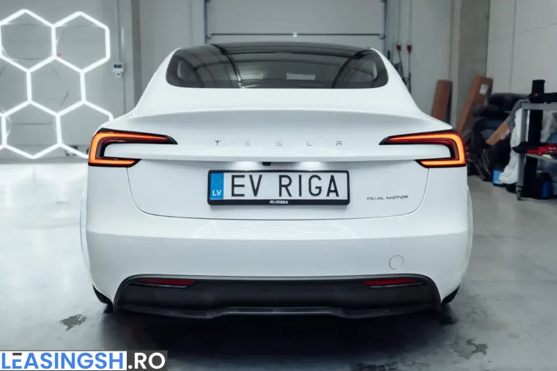 Tesla Model 3 din 2024 cu 76.400 km - oferta TES205742 - foto 6